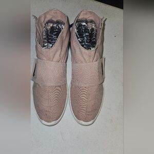 Pre-owned Size 10 Mid Top- Nike Air Fear of God Moc Particle Beige